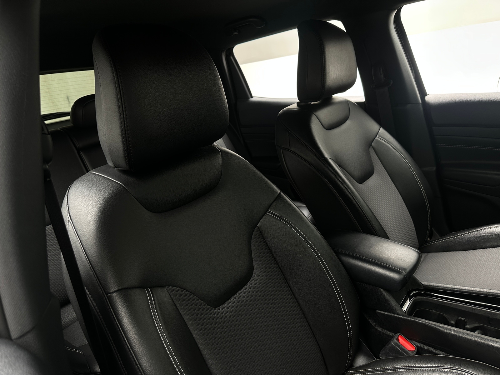 Thumbnail: 2023 Jeep Compass - 2