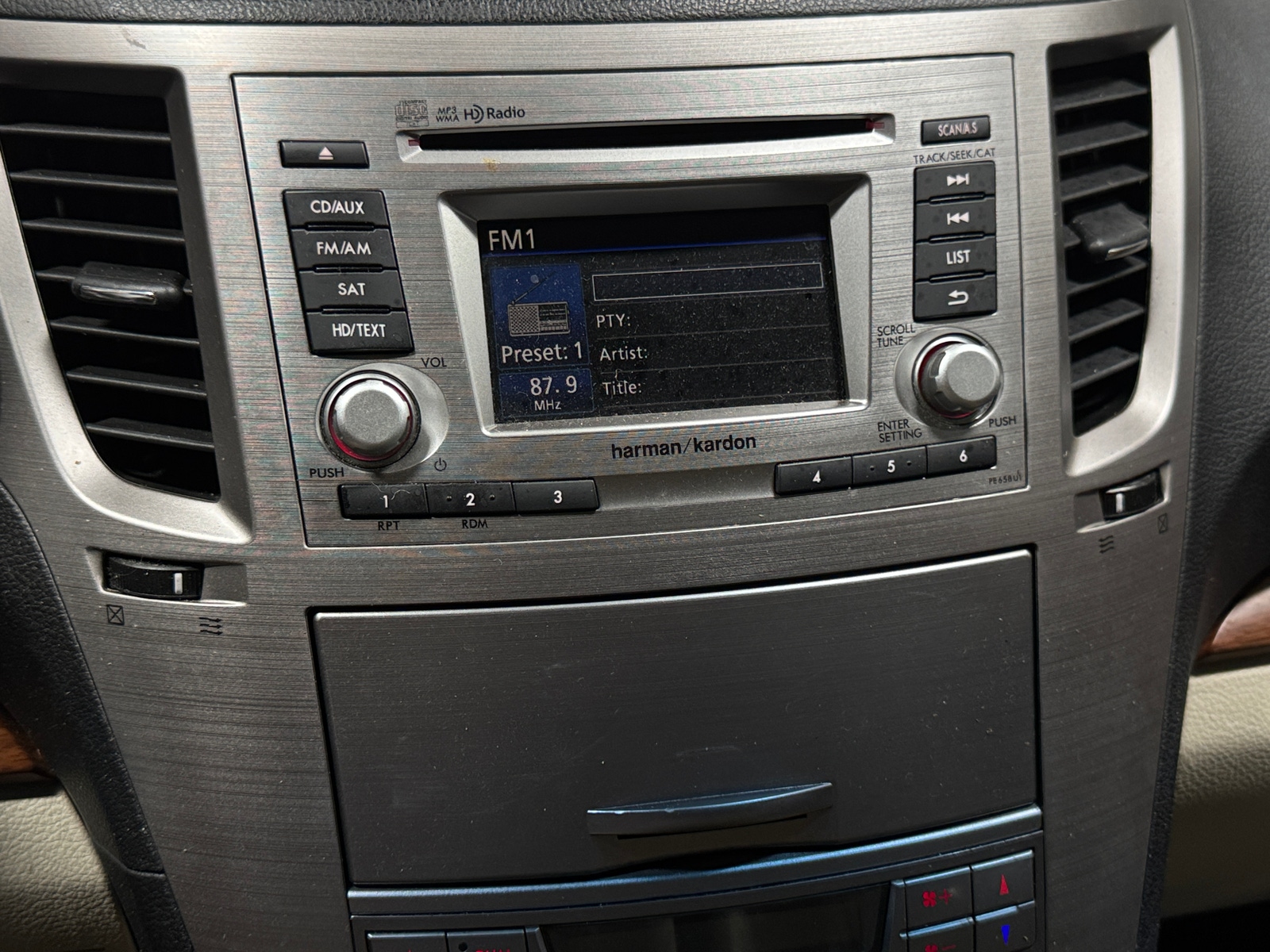 Thumbnail: 2013 Subaru Outback - 3