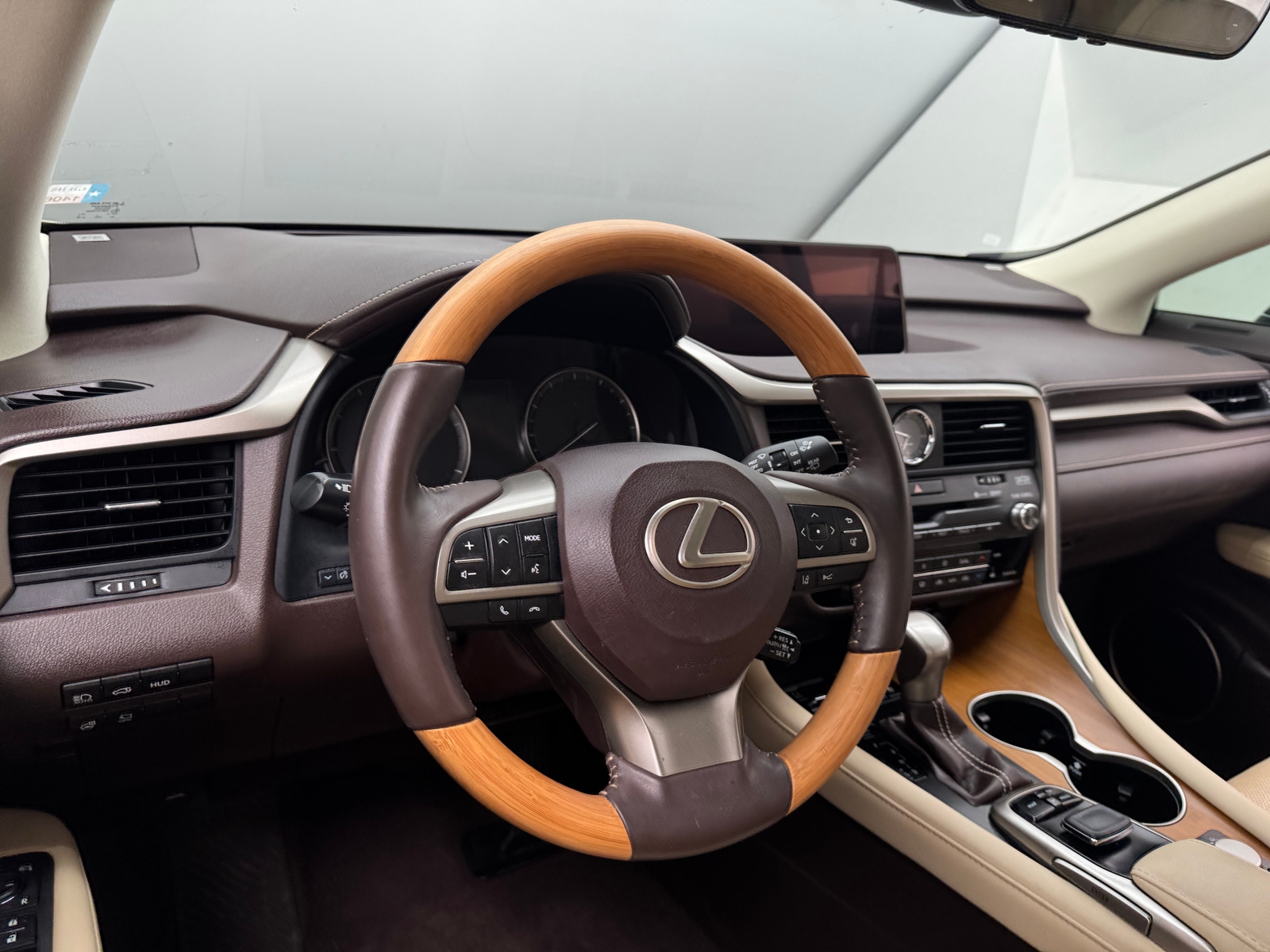 Thumbnail: 2018 Lexus RX - 4