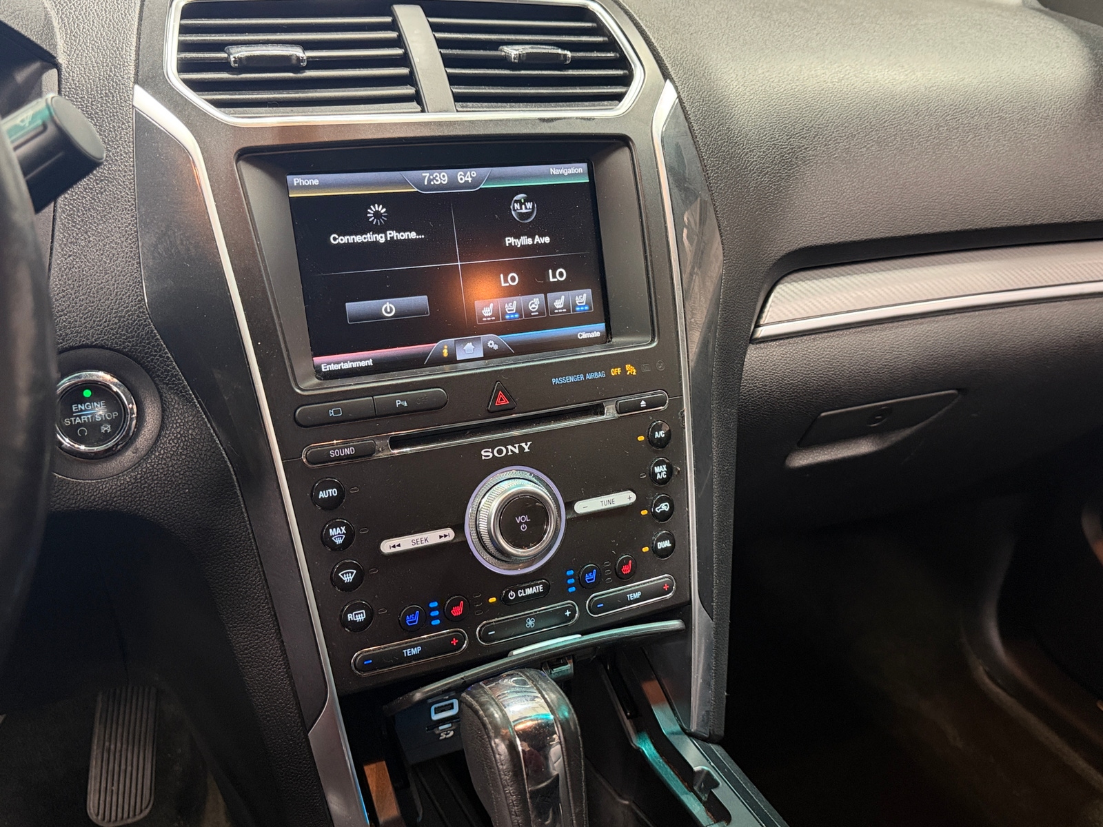 Thumbnail: 2016 Ford Explorer - 3