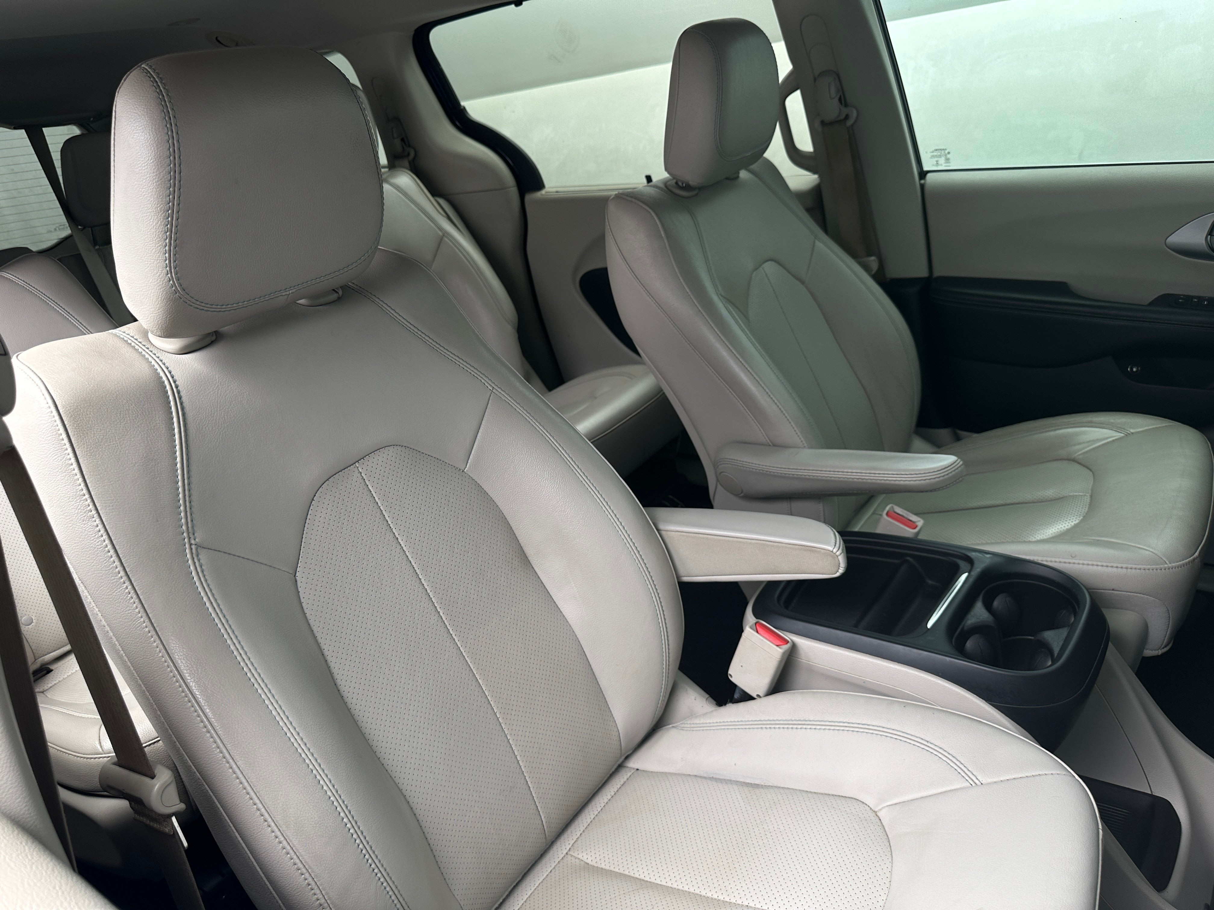 2018 Chrysler Pacifica Hybrid Touring L