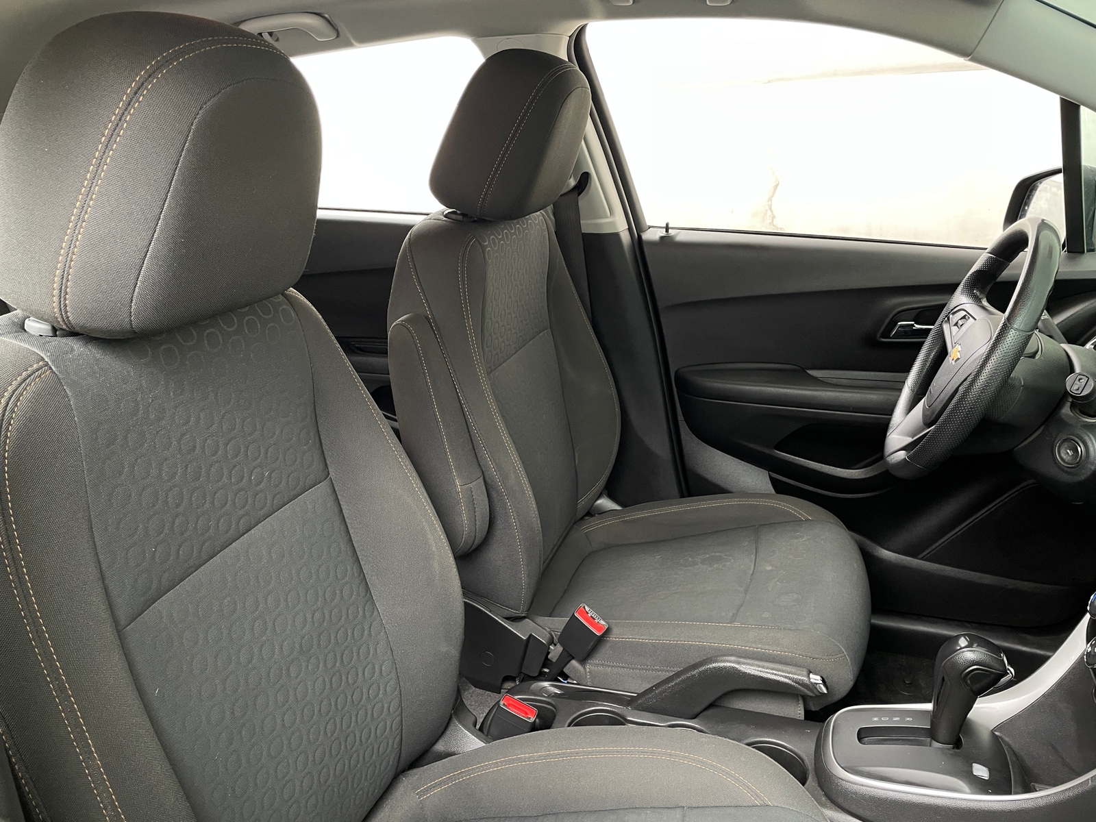 Thumbnail: 2021 Chevrolet Trax - 2
