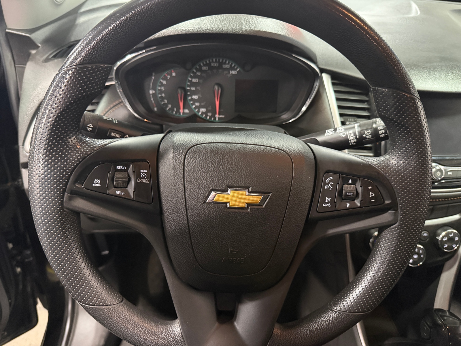 Thumbnail: 2021 Chevrolet Trax - 5
