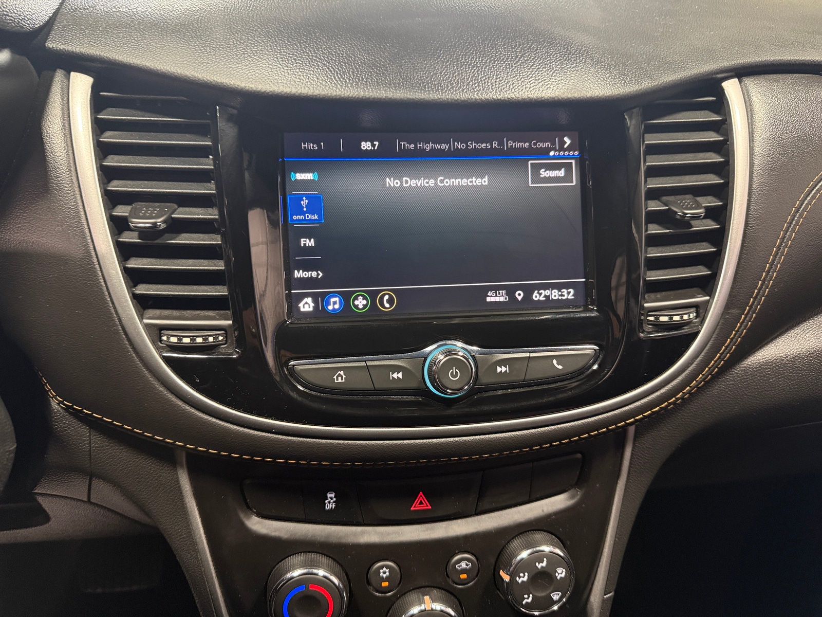 Thumbnail: 2021 Chevrolet Trax - 4