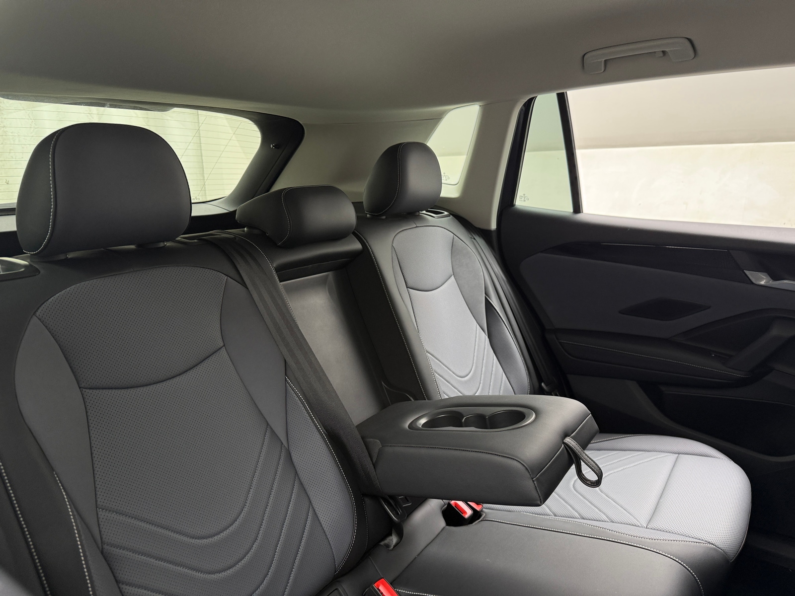 Thumbnail: 2026 Volkswagen Tiguan - 5