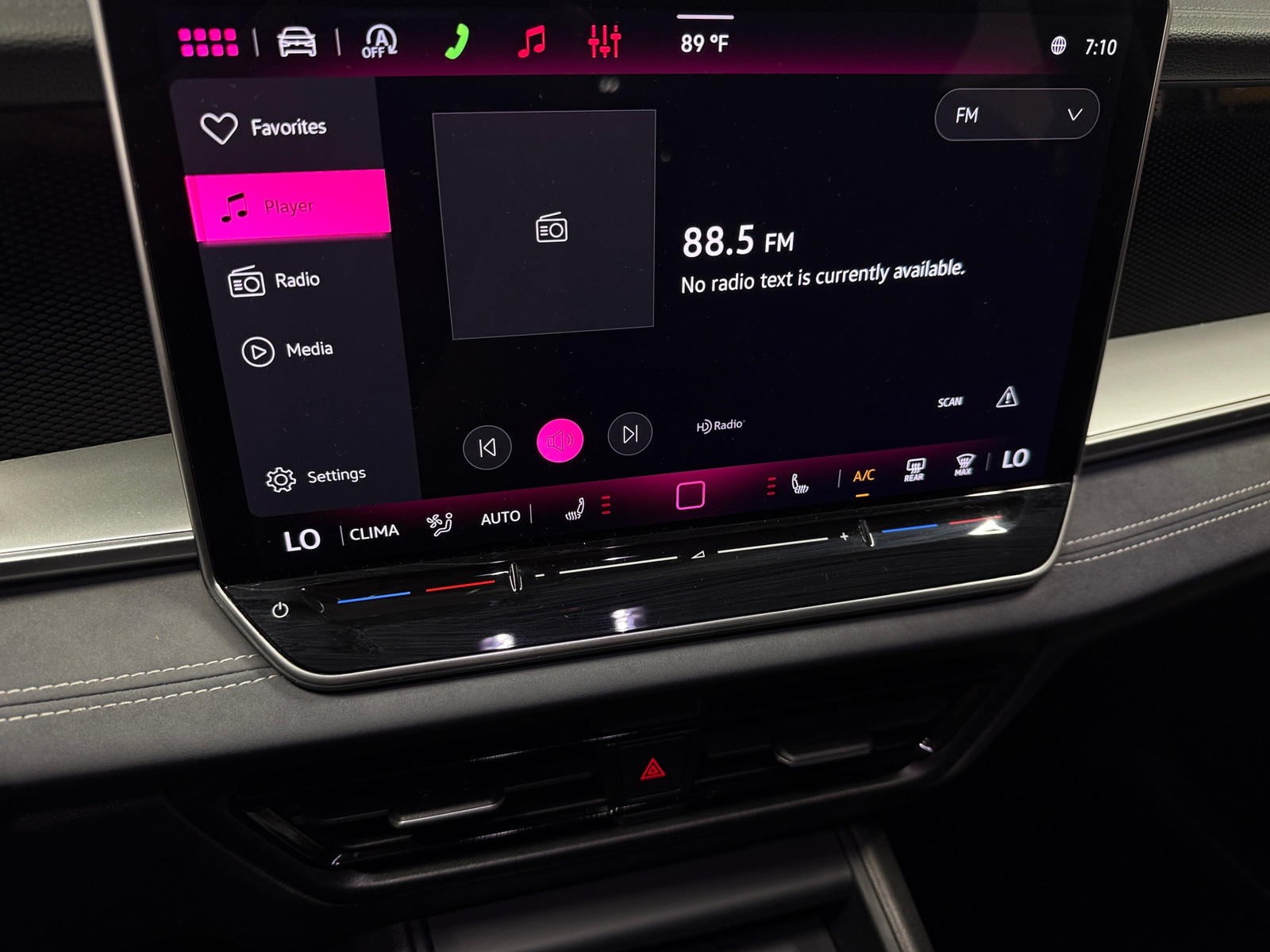 Thumbnail: 2026 Volkswagen Tiguan - 3