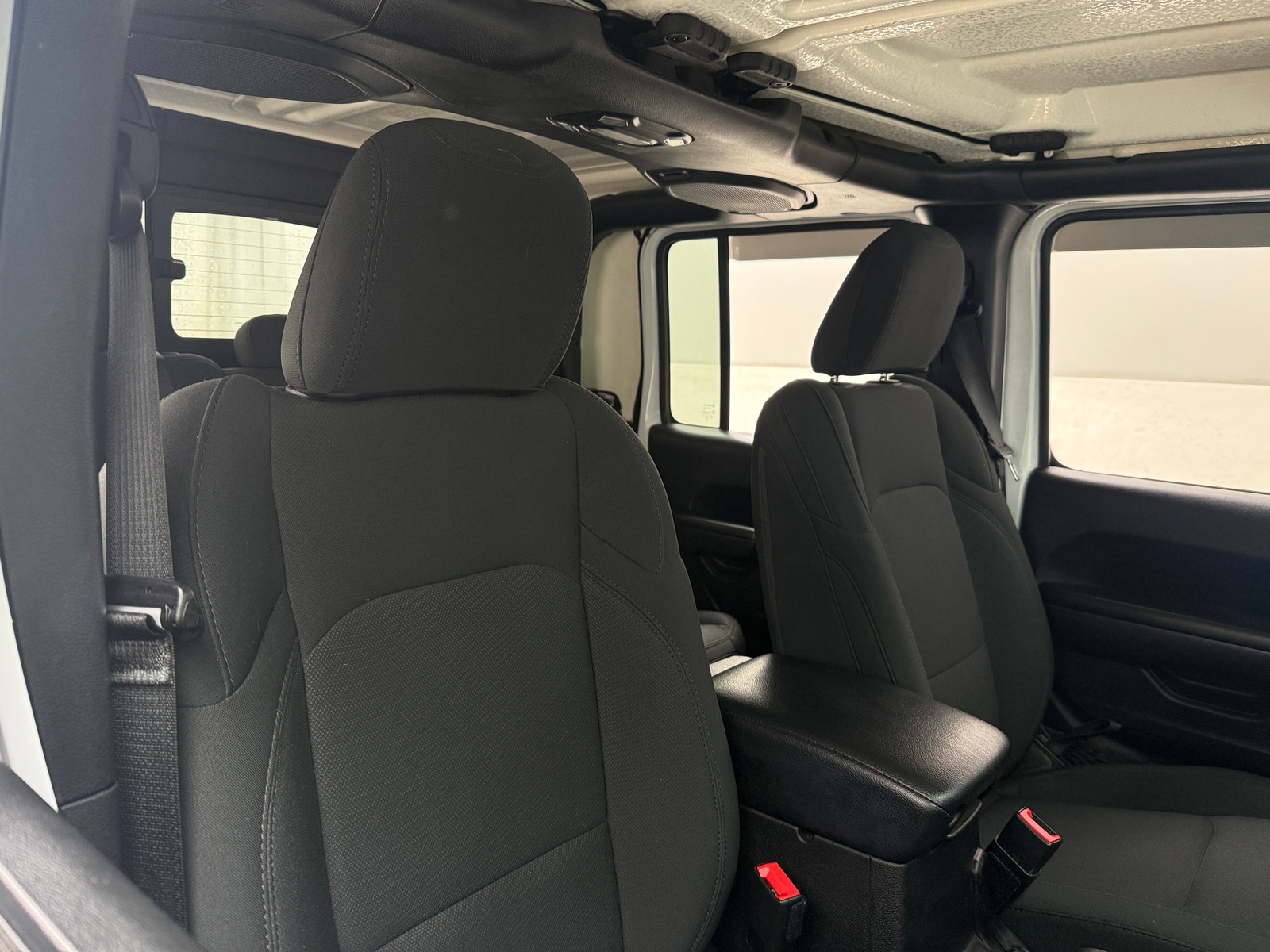 Thumbnail: 2021 Jeep Gladiator - 2
