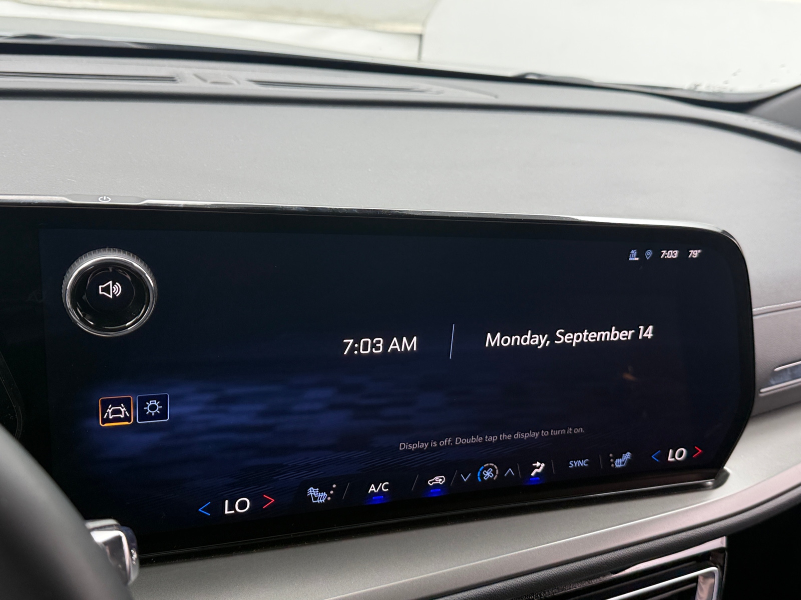 Thumbnail: 2024 Chevrolet Traverse - 4