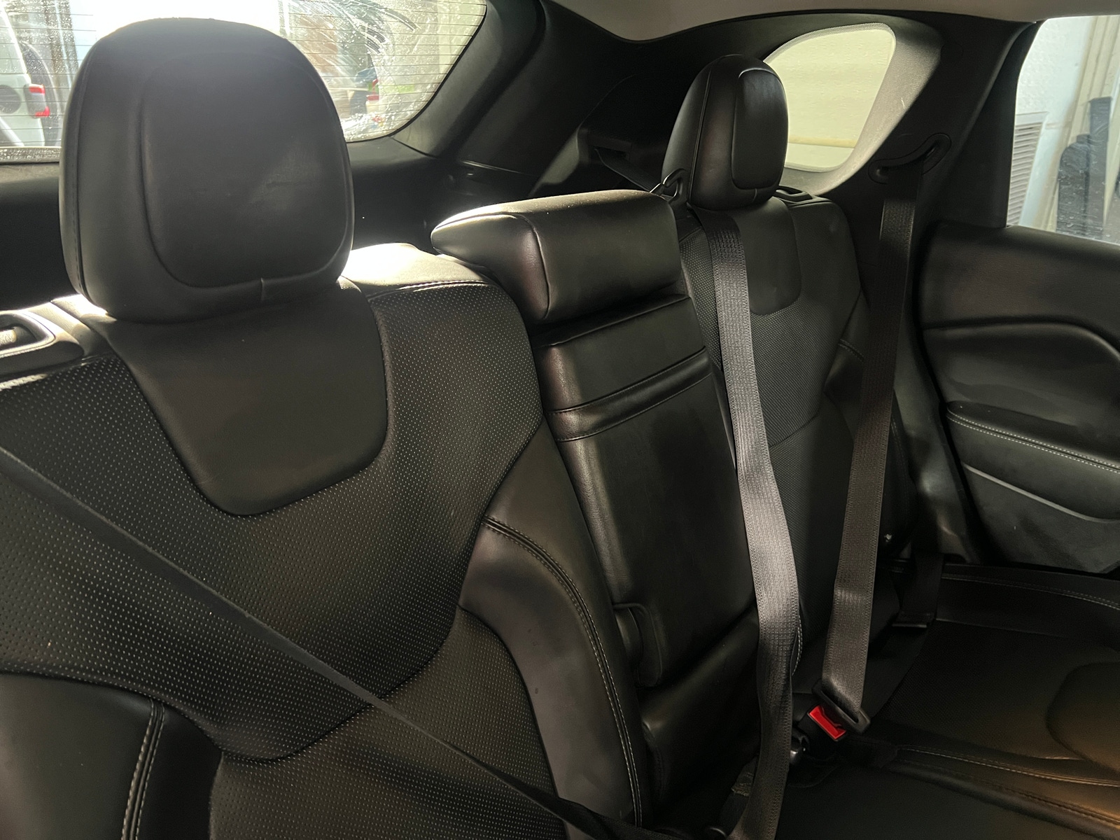 Thumbnail: 2019 Jeep Cherokee - 5