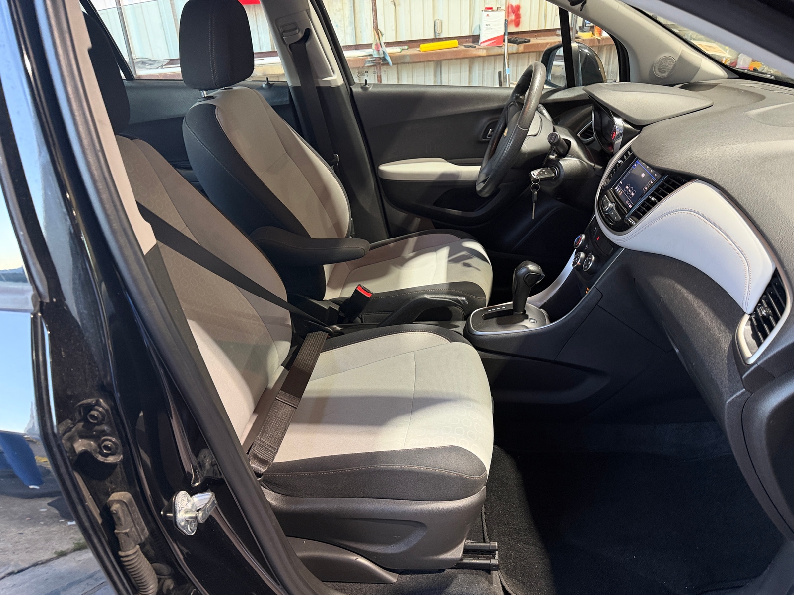 Thumbnail: 2020 Chevrolet Trax - 2