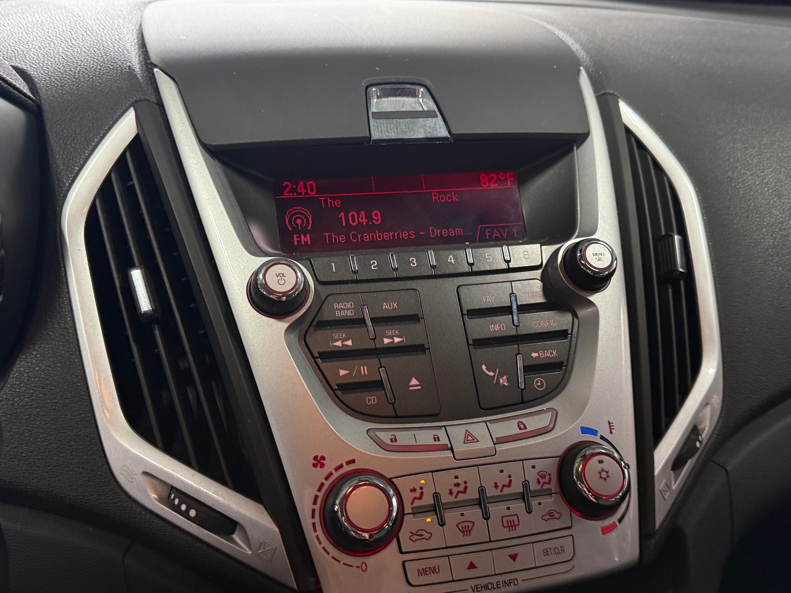 Thumbnail: 2010 GMC Terrain - 4