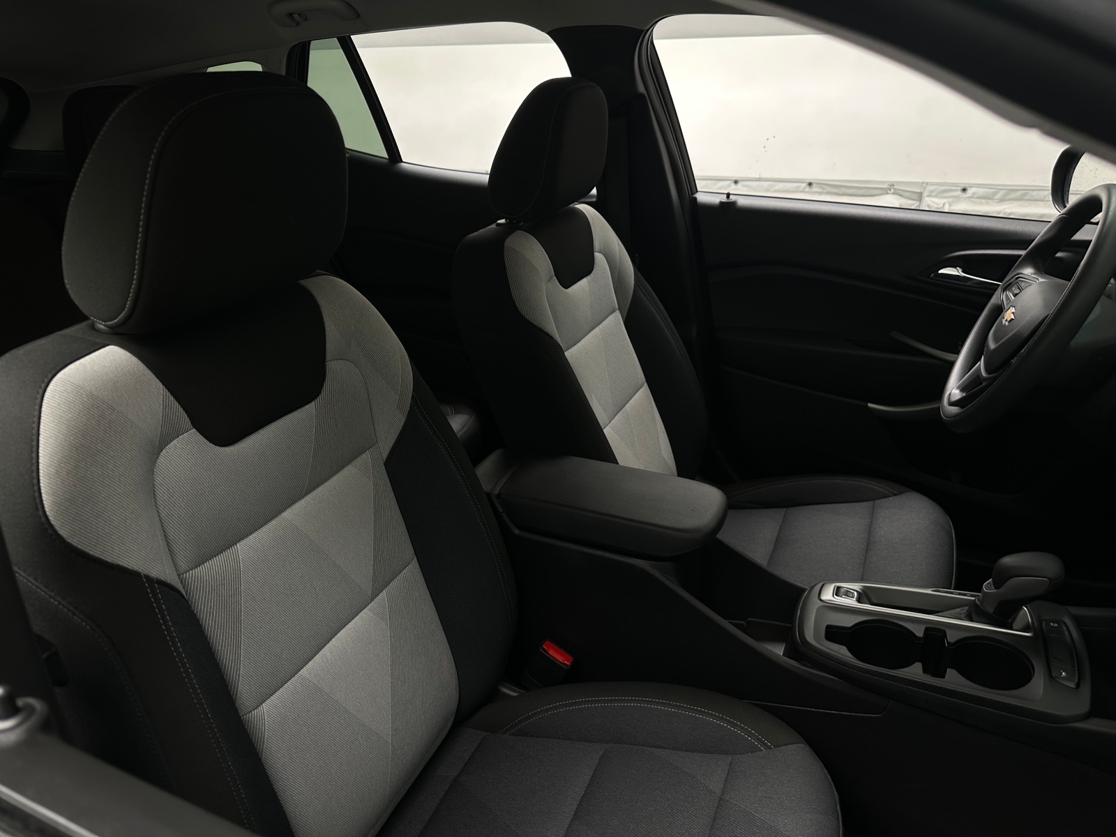 Thumbnail: 2025 Chevrolet Trax - 2