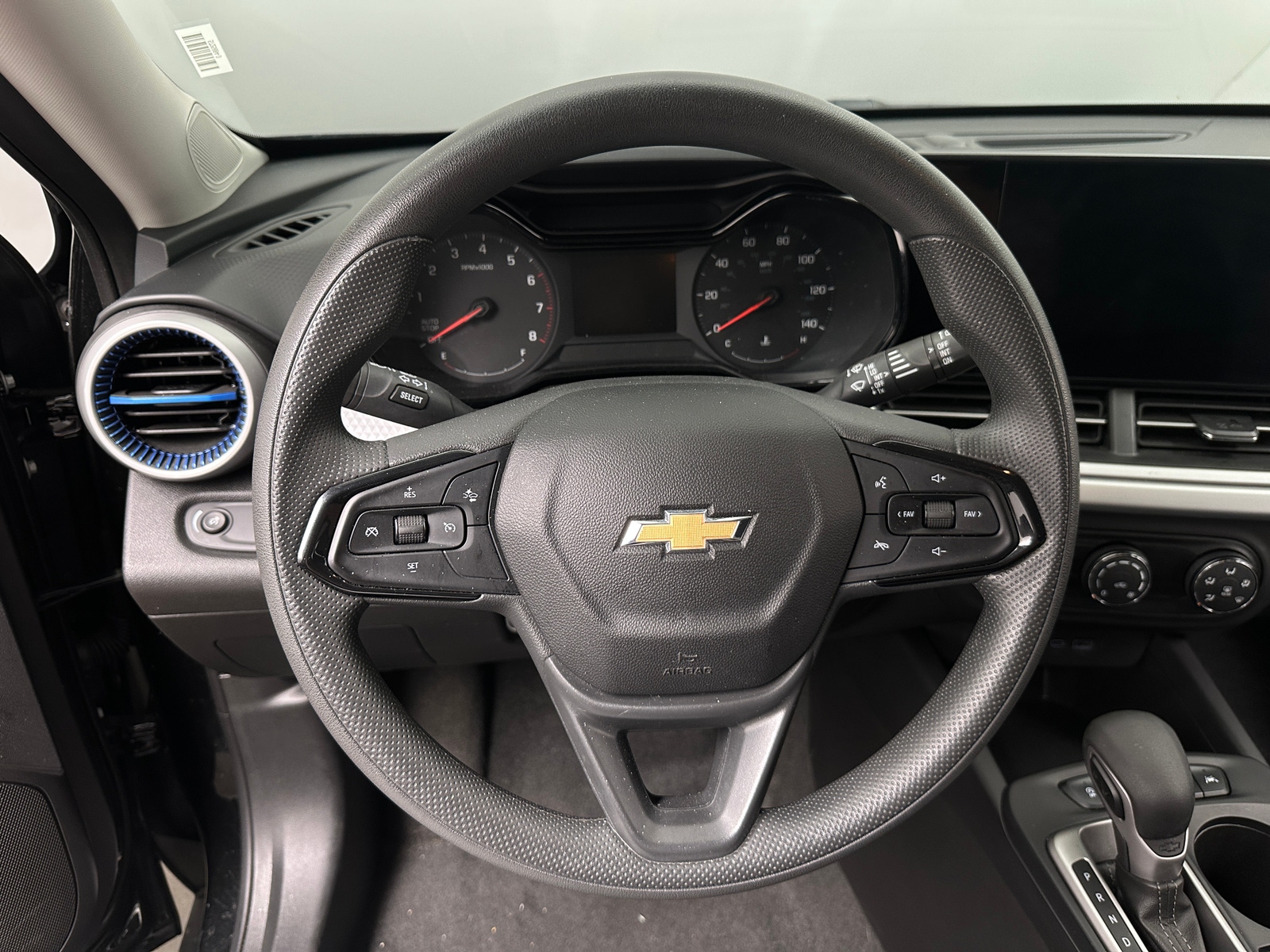 Thumbnail: 2025 Chevrolet Trax - 5