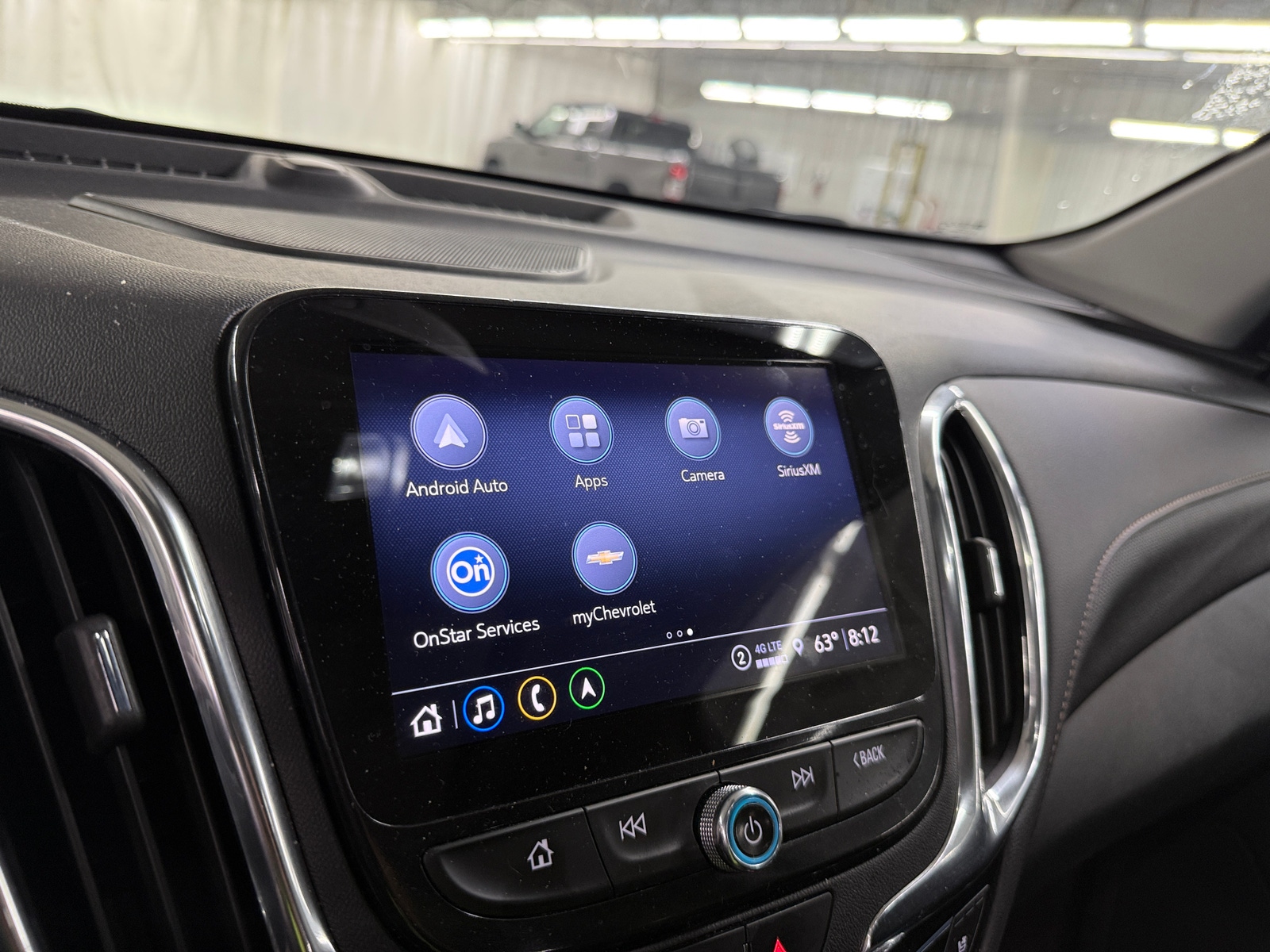 Thumbnail: 2023 Chevrolet Equinox - 3