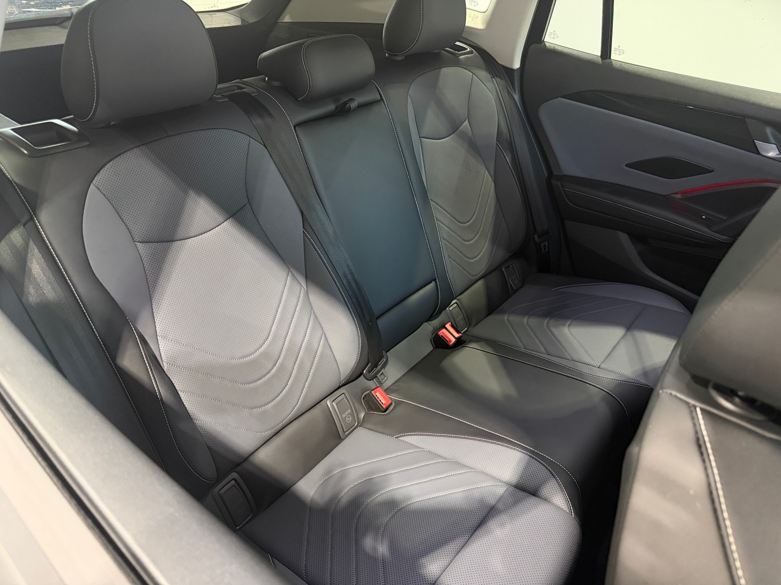 Thumbnail: 2026 Volkswagen Tiguan - 5