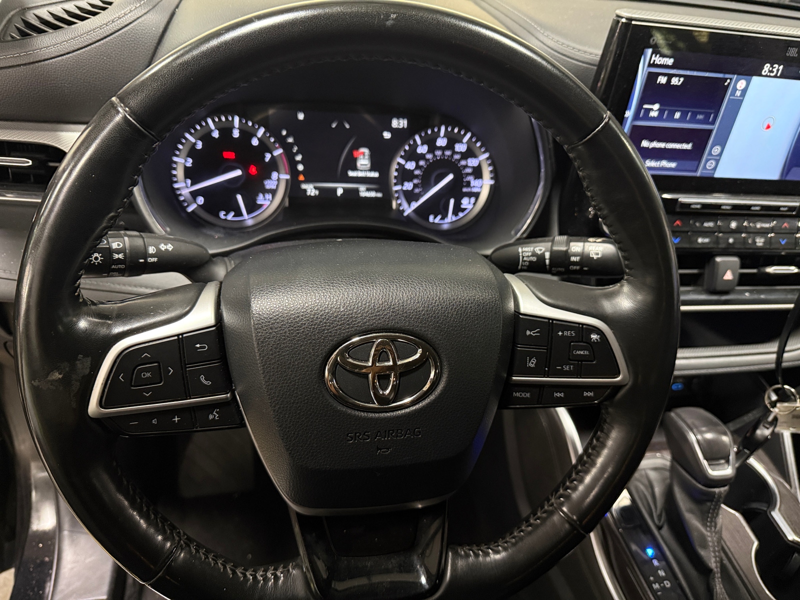 Thumbnail: 2022 Toyota Highlander - 4