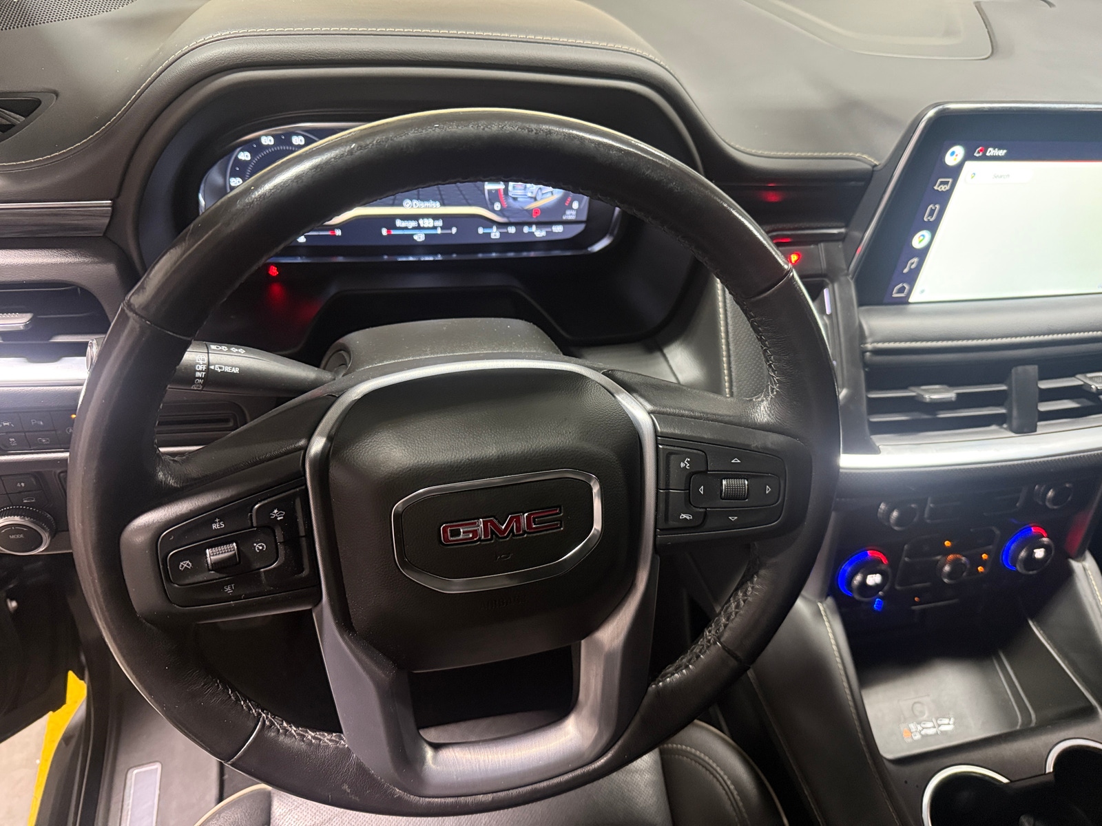 Thumbnail: 2022 GMC Yukon XL - 4