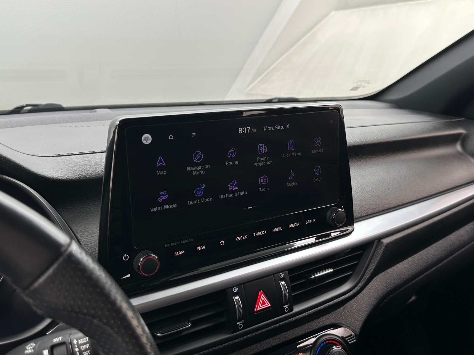 Thumbnail: 2024 Kia Forte - 3