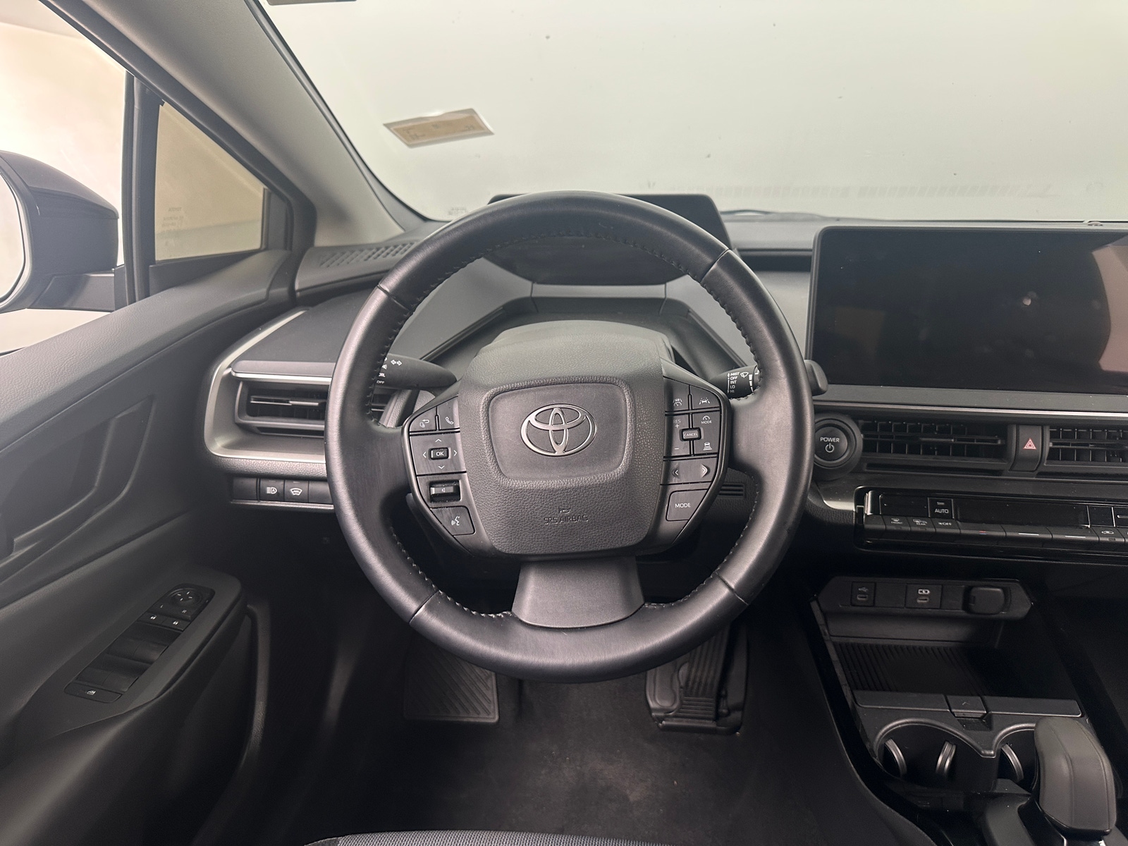 Thumbnail: 2024 Toyota Prius - 5