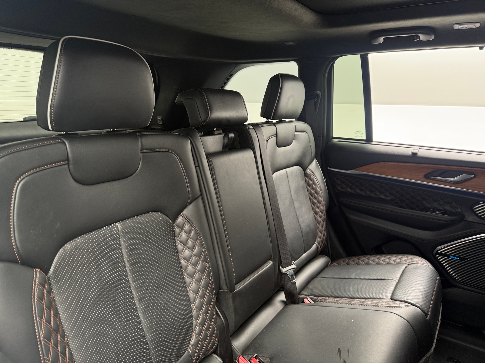 Thumbnail: 2022 Jeep Grand Cherokee - 5
