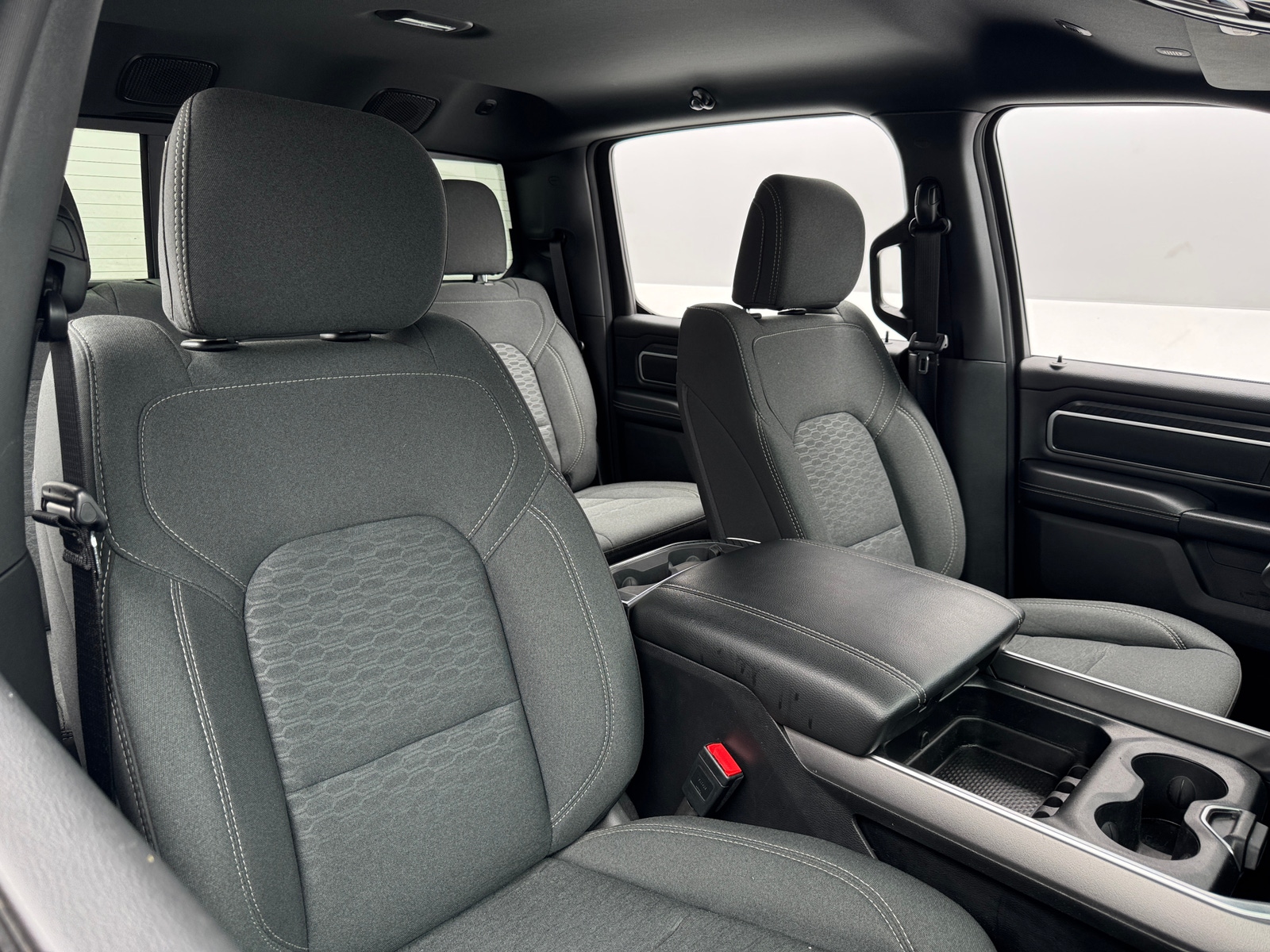 Thumbnail: 2025 RAM 1500 - 2