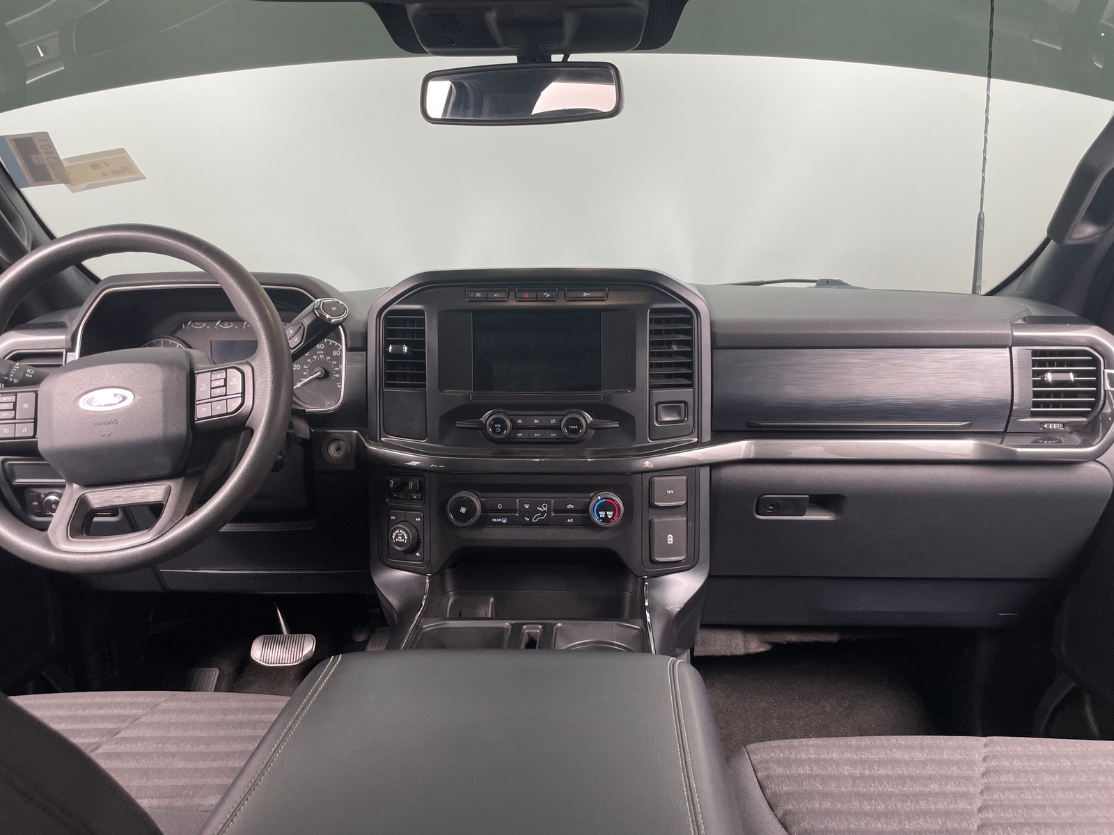 Thumbnail: 2021 Ford Econoline - 3