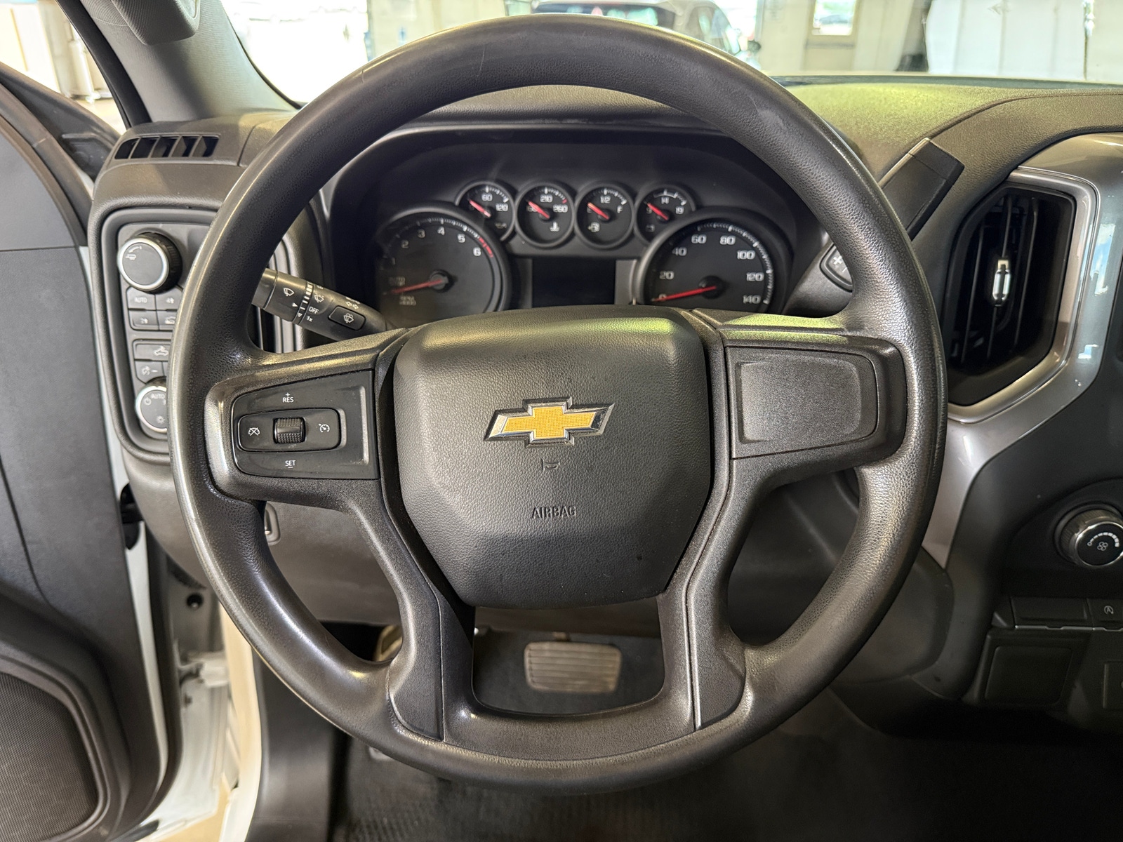 Thumbnail: 2021 Chevrolet Silverado 1500 - 5