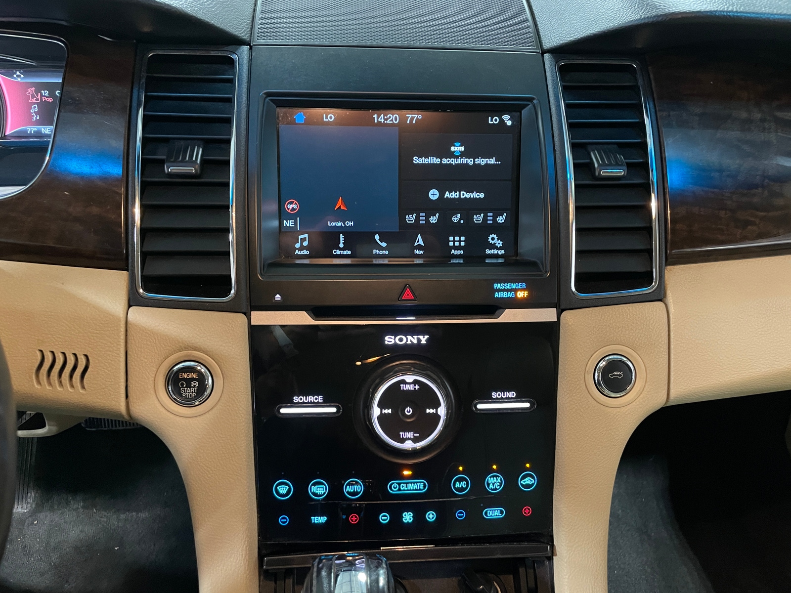 Thumbnail: 2016 Ford Taurus - 3