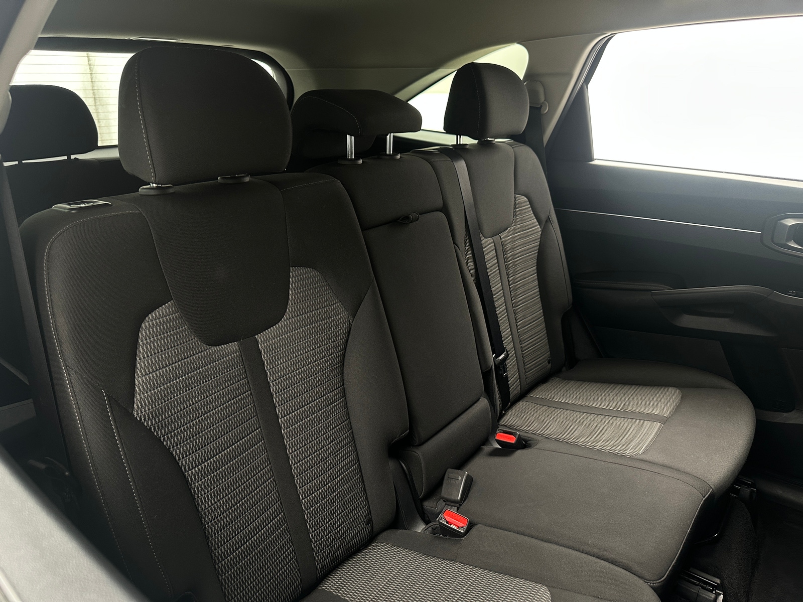 Thumbnail: 2023 Kia Sorento - 6