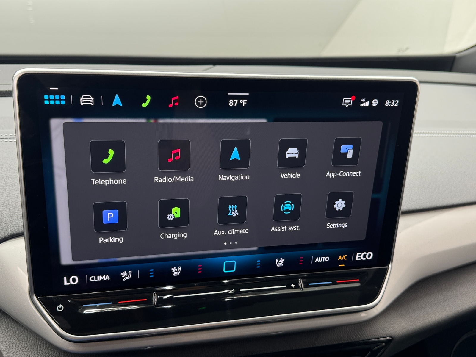 Thumbnail: 2025 Volkswagen ID.4 - 4