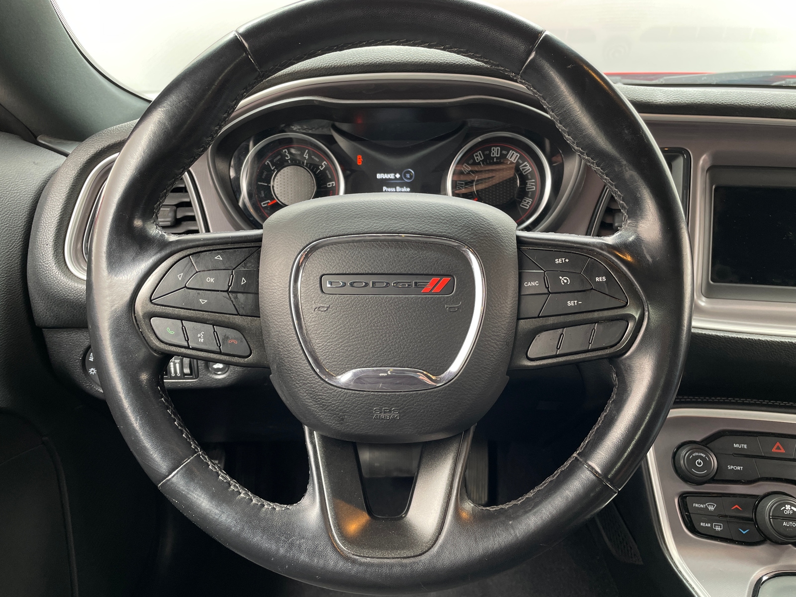Thumbnail: 2022 Dodge Challenger - 4