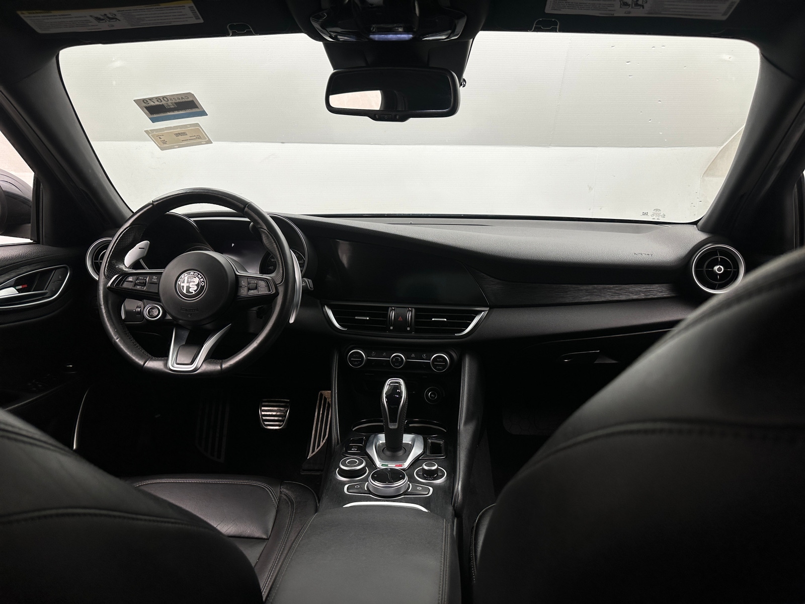 Thumbnail: 2022 Alfa Romeo Giulia - 2