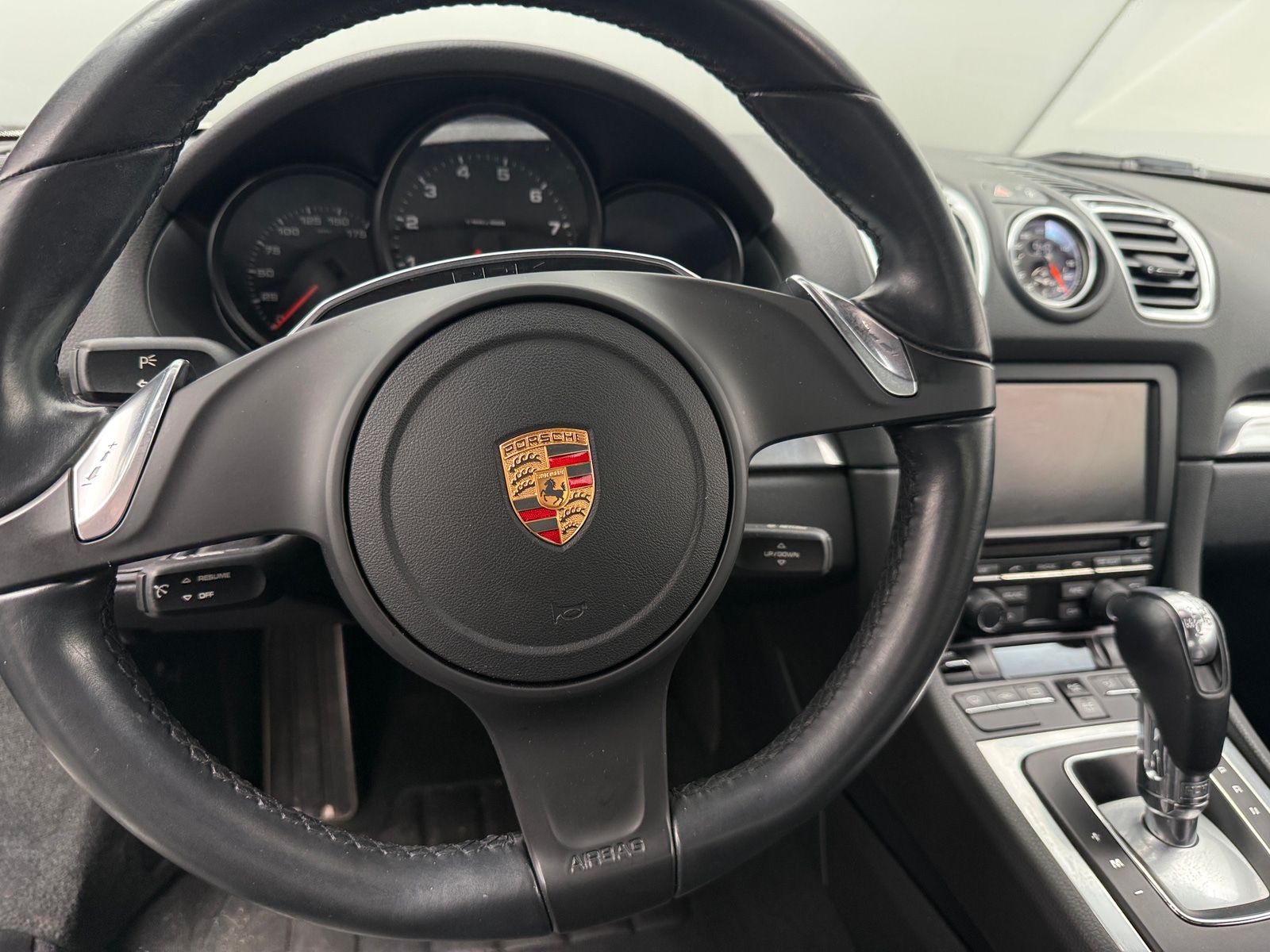 Thumbnail: 2016 Porsche Cayman - 4