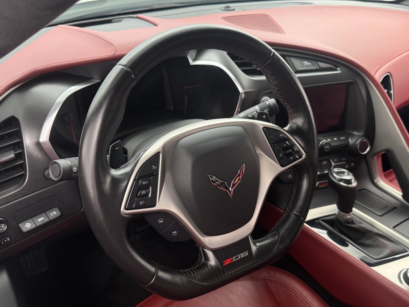 Thumbnail: 2018 Chevrolet Corvette - 3