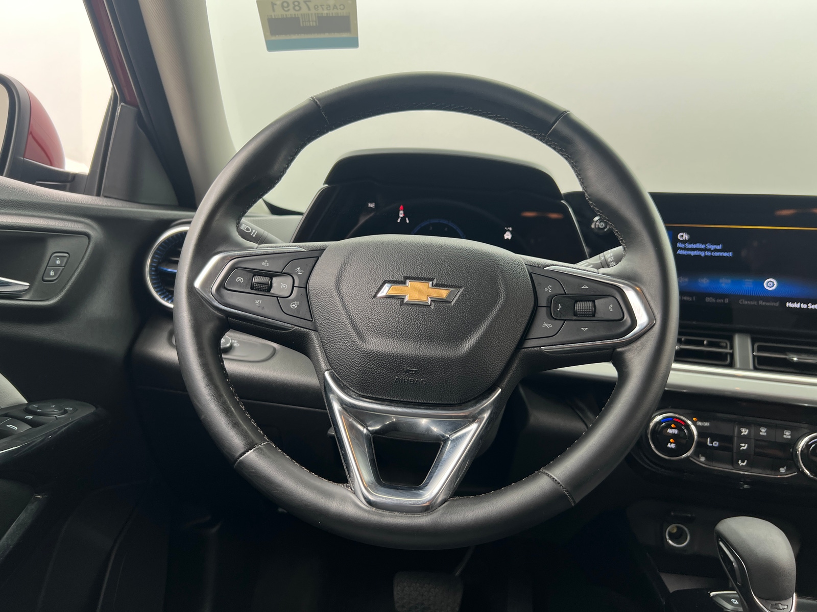 Thumbnail: 2025 Chevrolet Trax - 4