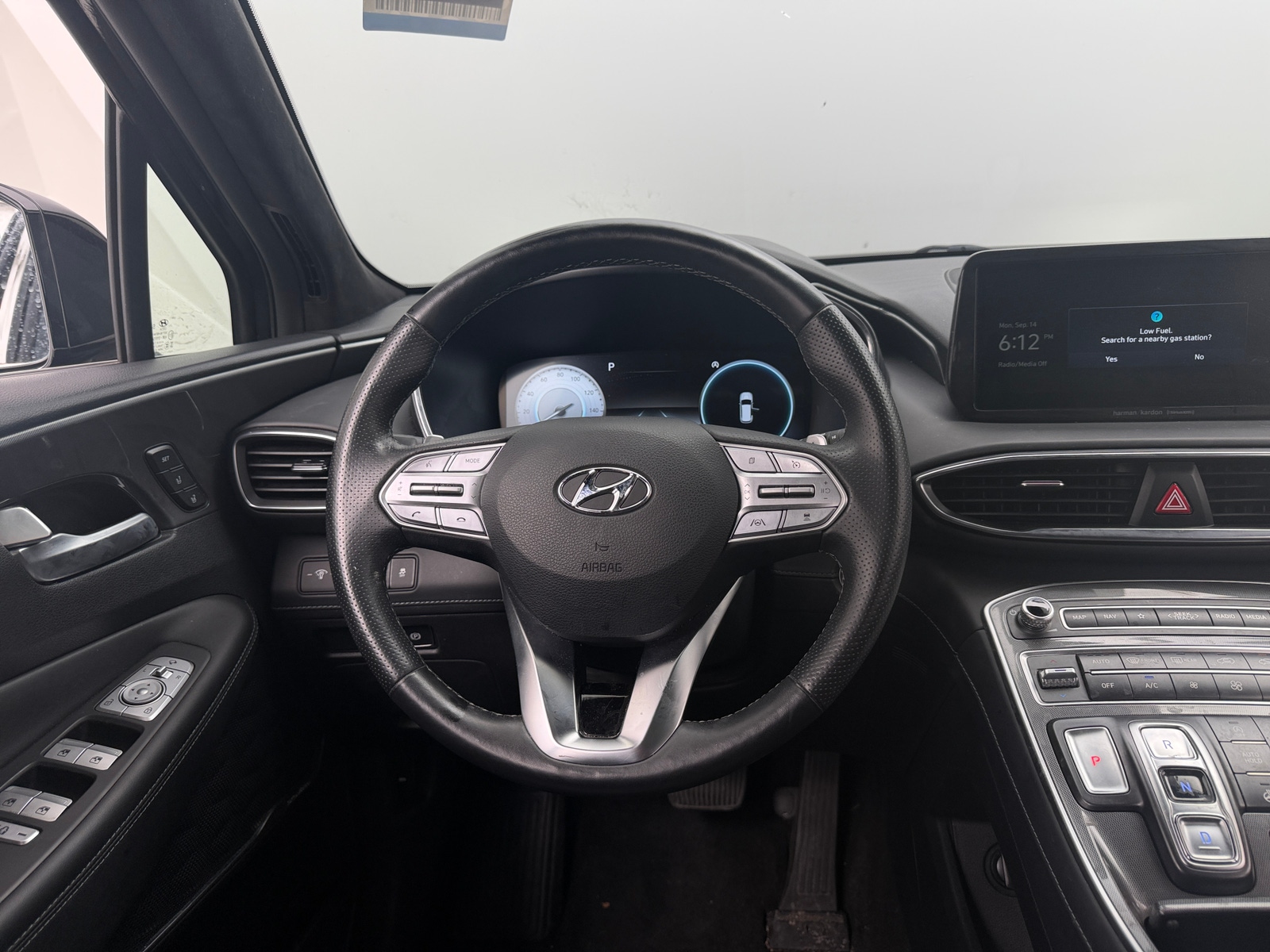Thumbnail: 2022 Hyundai Santa Fe - 4