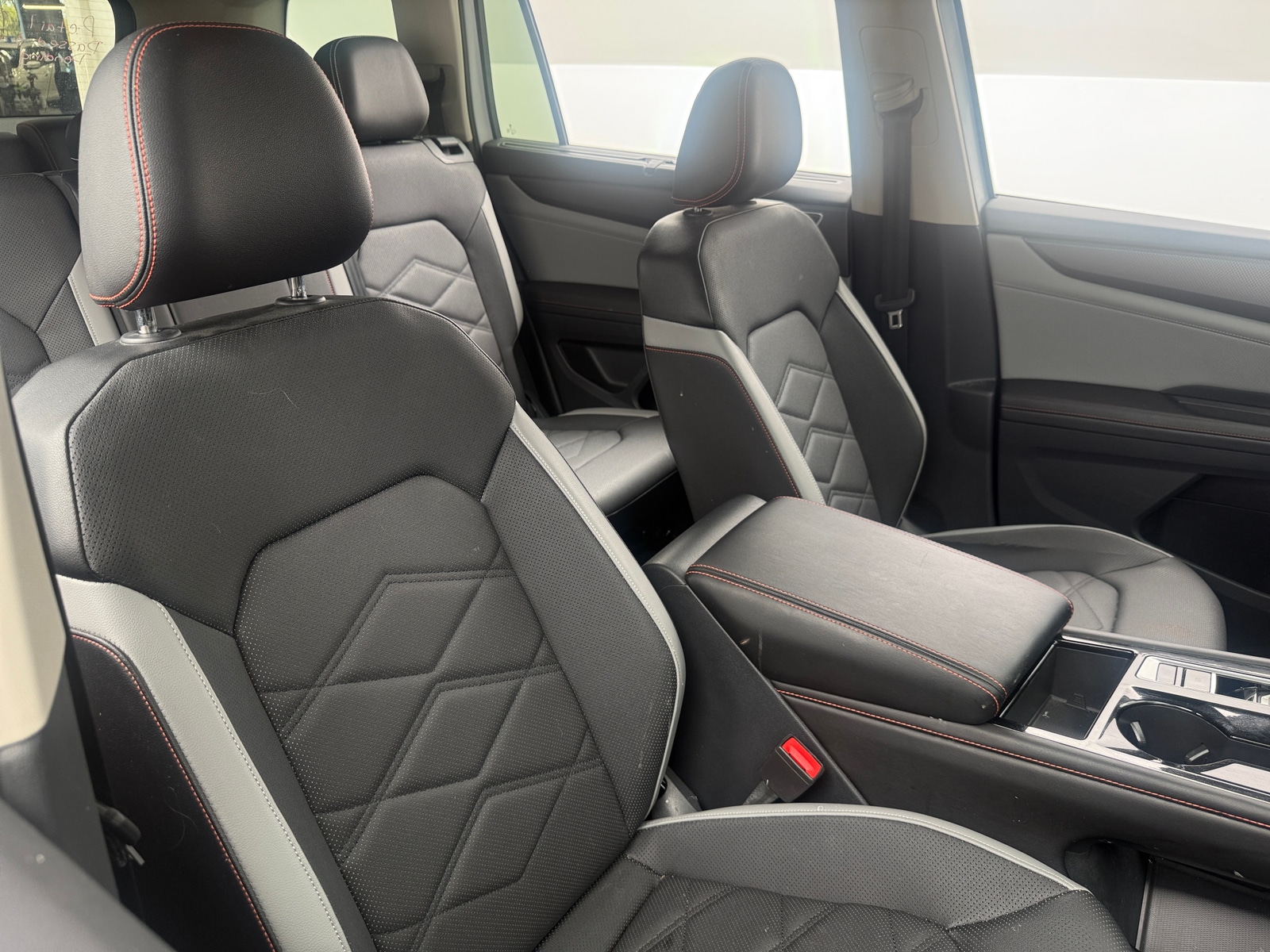 Thumbnail: 2024 Volkswagen Atlas - 2