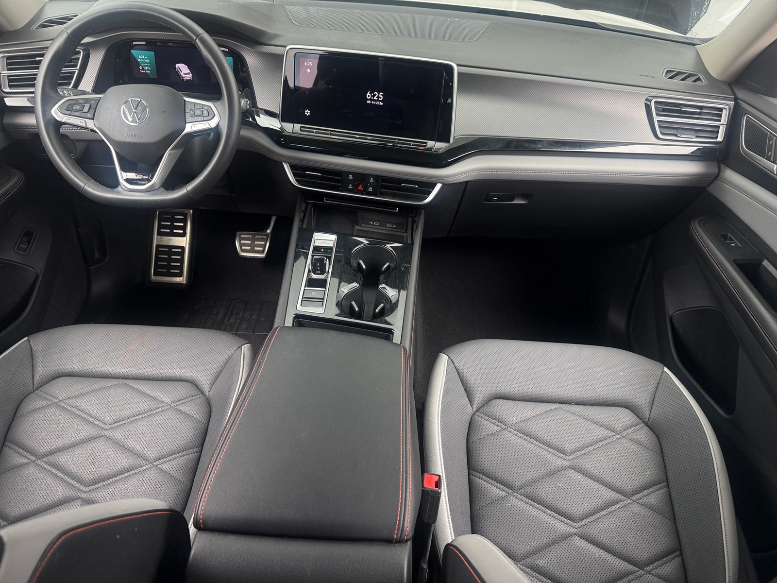 Thumbnail: 2024 Volkswagen Atlas - 3