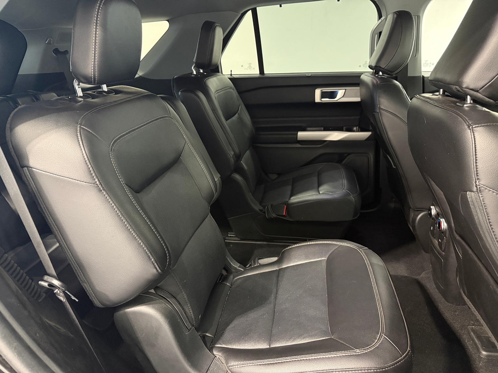Thumbnail: 2023 Ford Explorer - 5