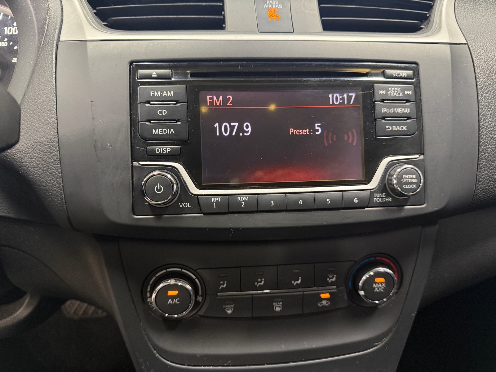 Thumbnail: 2018 Nissan Sentra - 4