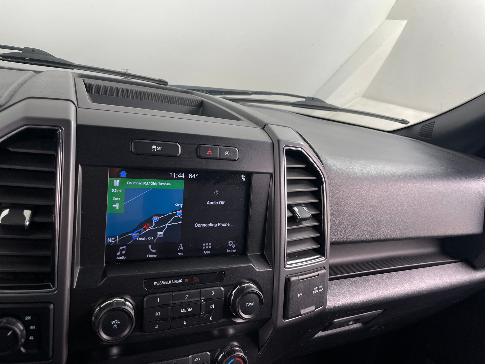 Thumbnail: 2019 Ford Econoline - 4