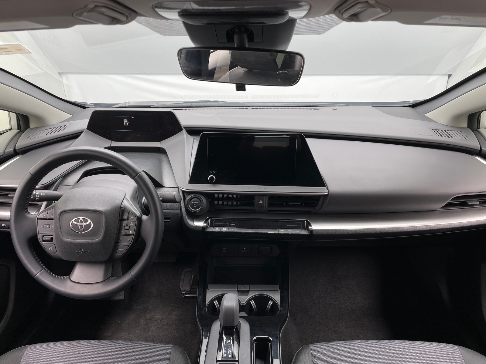 Thumbnail: 2025 Toyota Prius - 3