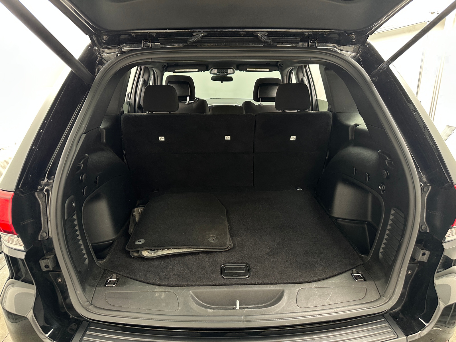 Thumbnail: 2021 Jeep Grand Cherokee - 7