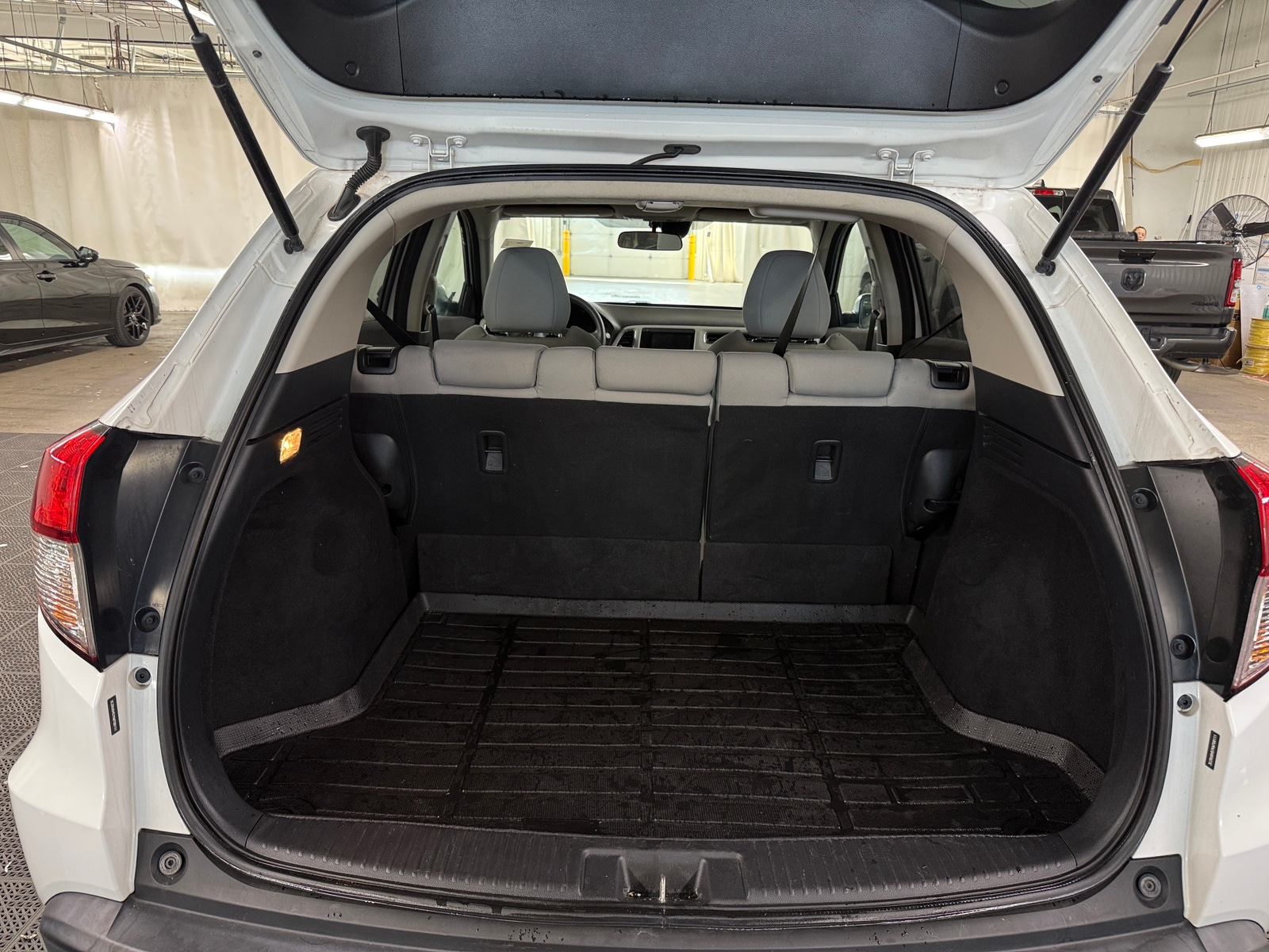 Thumbnail: 2019 Honda HR-V - 7