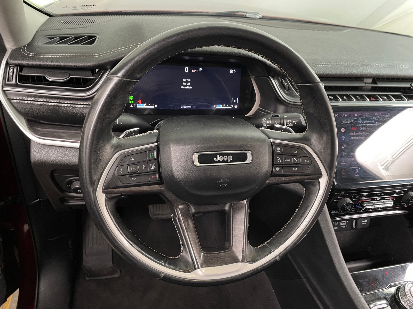 Thumbnail: 2021 Jeep Grand Cherokee L - 4