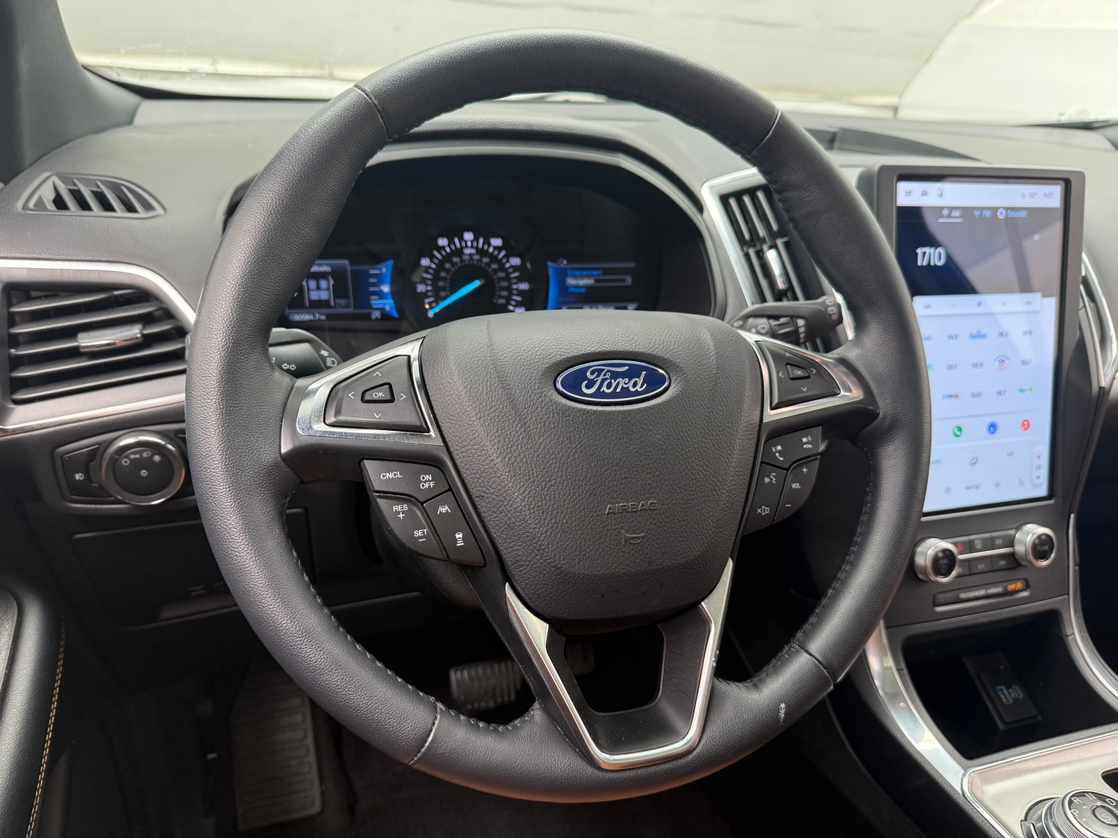Thumbnail: 2024 Ford Edge - 4