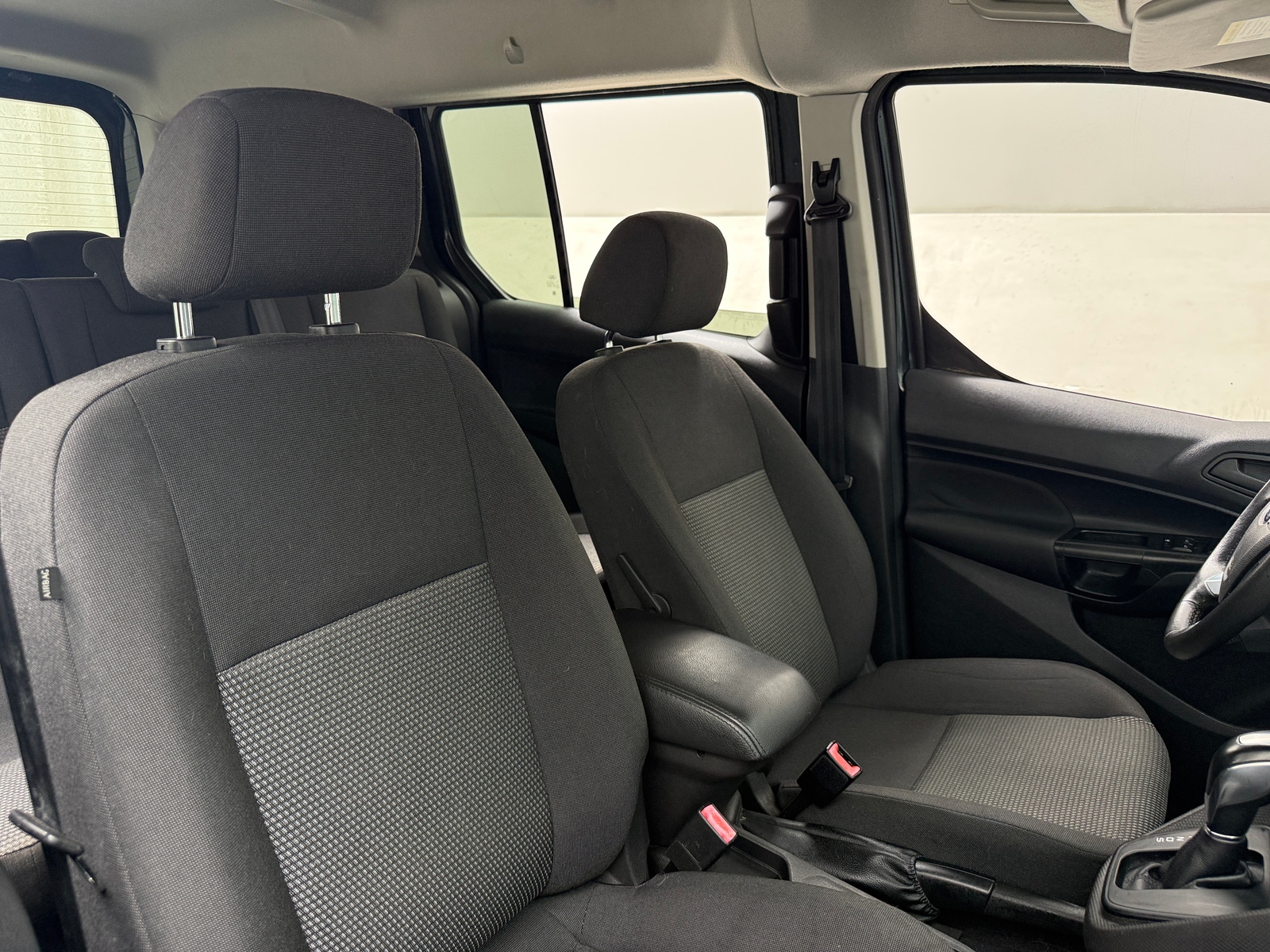 Thumbnail: 2018 Ford Transit Series - 2