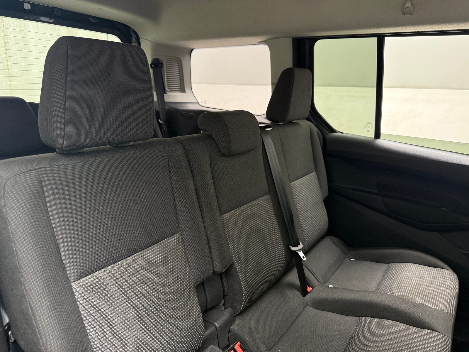 Thumbnail: 2018 Ford Transit Series - 6