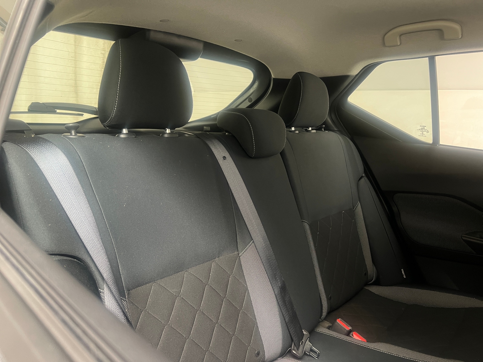 Thumbnail: 2020 Nissan Kicks - 6