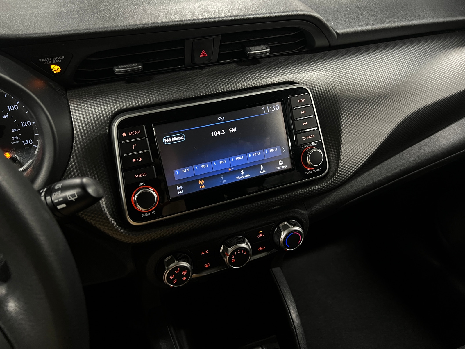 Thumbnail: 2020 Nissan Kicks - 4